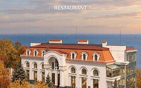 Kadorr Hotel Resort & Spa